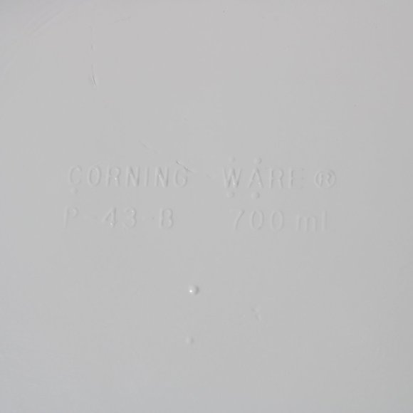 700mL Square Casserole Dish - Picture 4 of 4